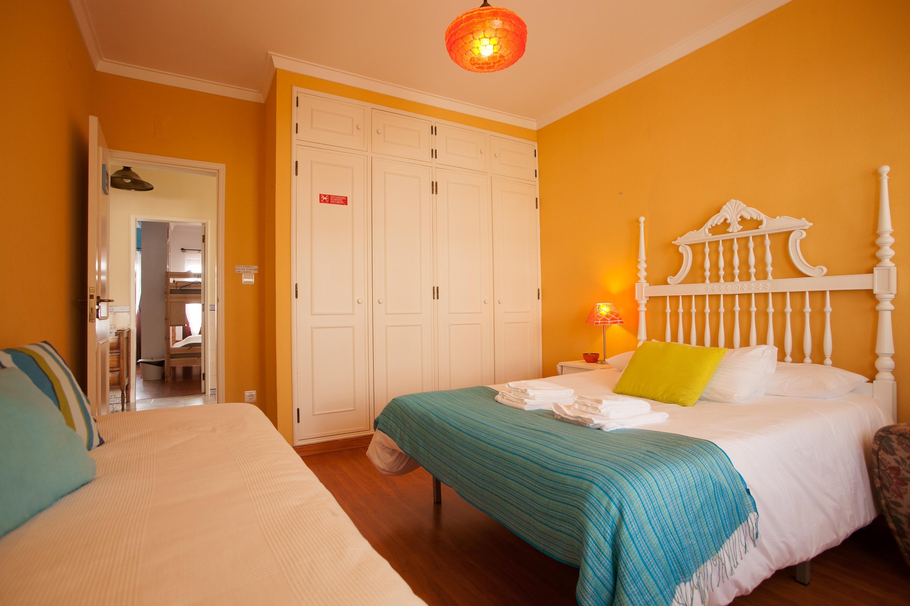 Ericeira Chill Hill Hostel & Private Rooms - Peach Garden Dış mekan fotoğraf