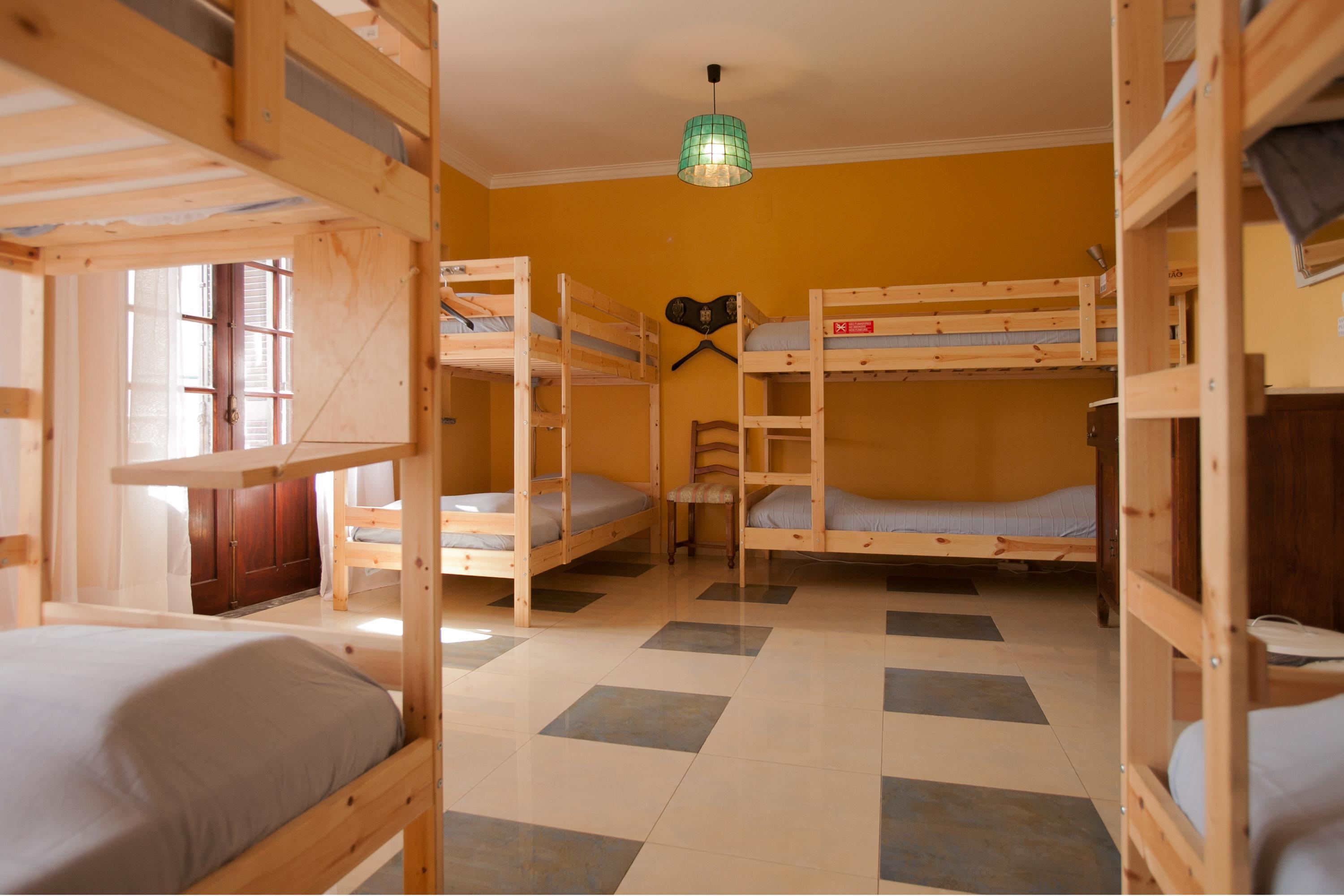 Ericeira Chill Hill Hostel & Private Rooms - Peach Garden Dış mekan fotoğraf