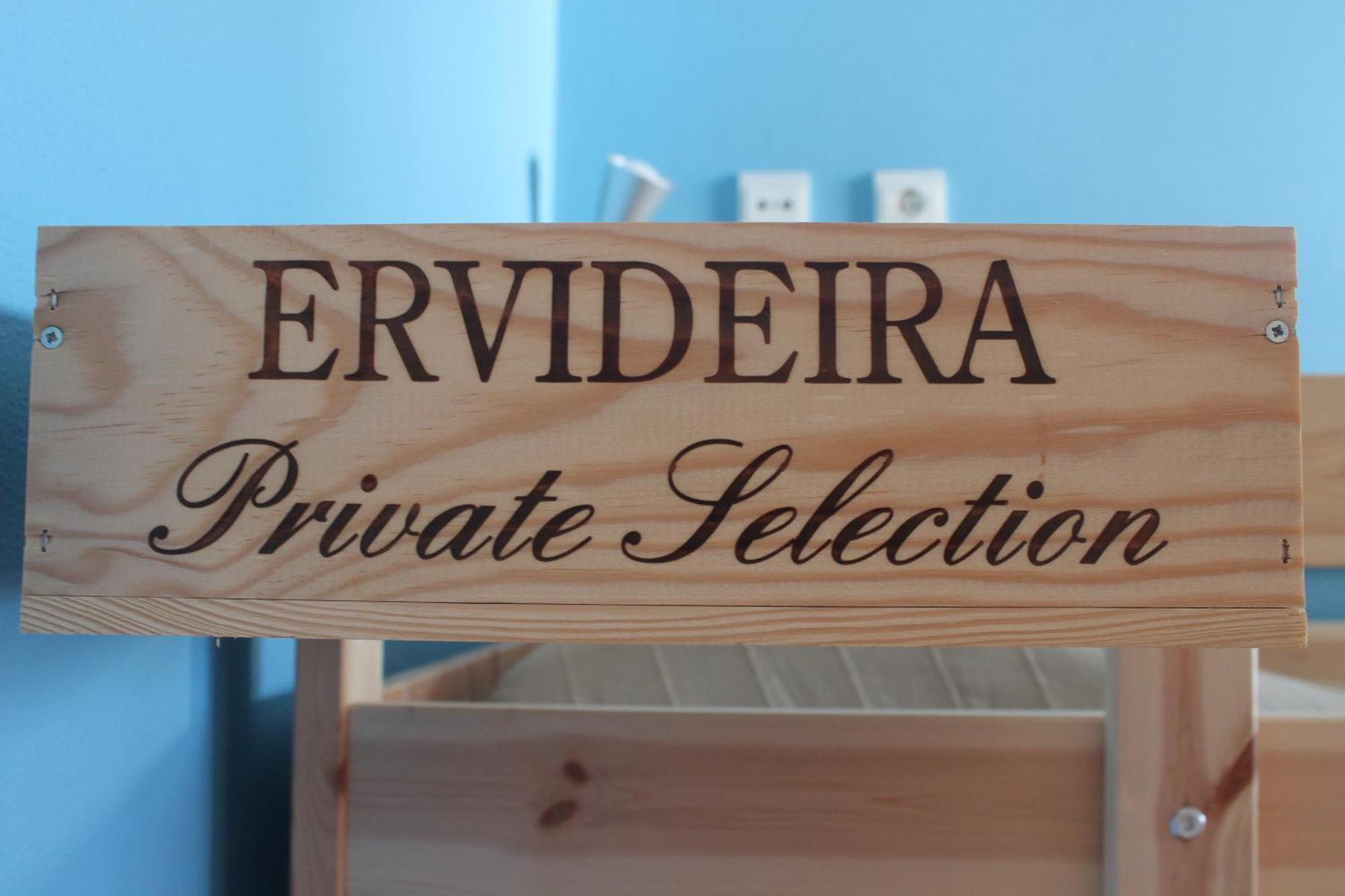 Ericeira Chill Hill Hostel & Private Rooms - Peach Garden Oda fotoğraf