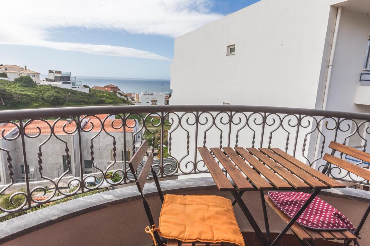 Ericeira Chill Hill Hostel & Private Rooms - Peach Garden Dış mekan fotoğraf