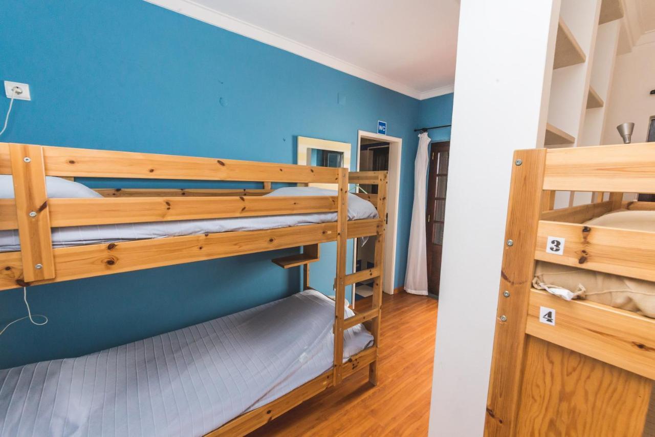 Ericeira Chill Hill Hostel & Private Rooms - Peach Garden Dış mekan fotoğraf