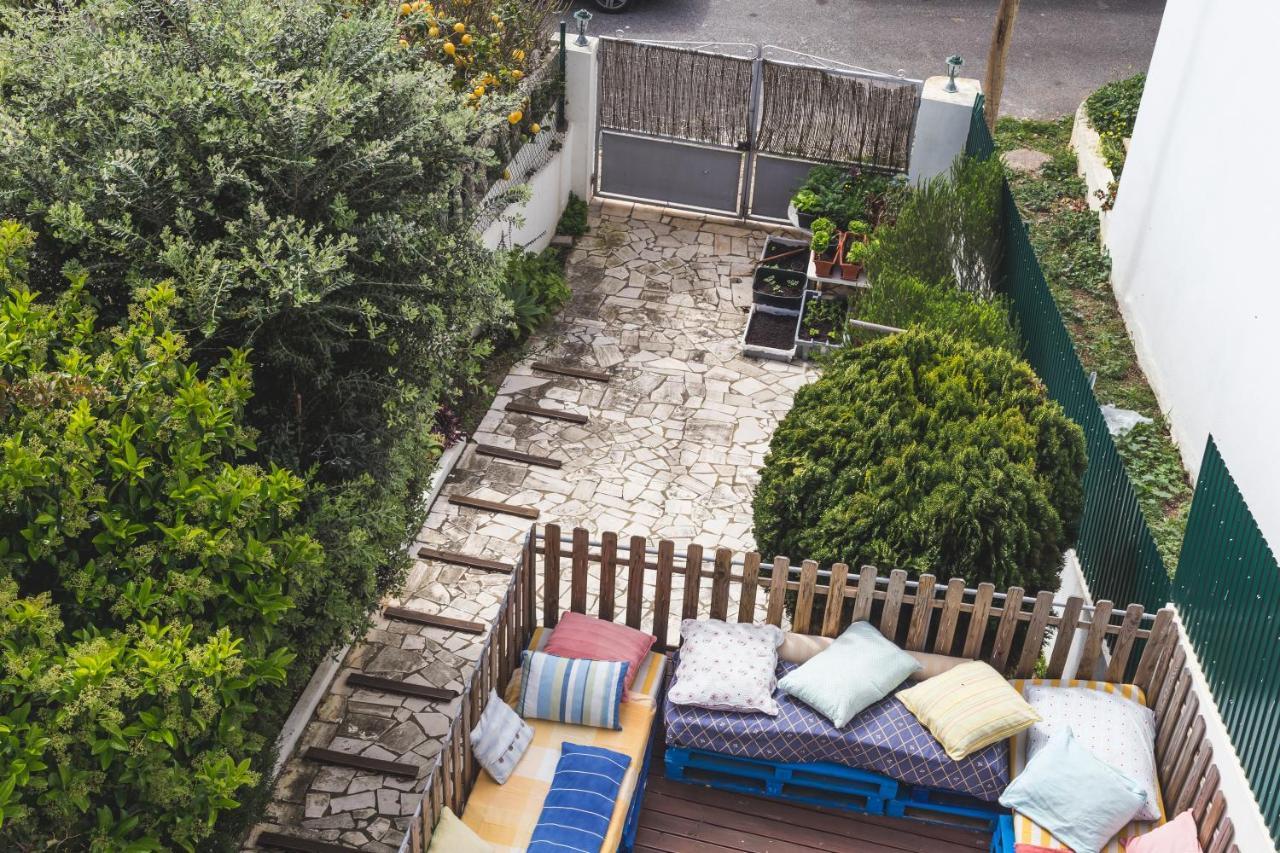 Ericeira Chill Hill Hostel & Private Rooms - Peach Garden Dış mekan fotoğraf