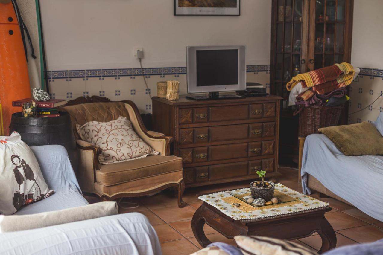 Ericeira Chill Hill Hostel & Private Rooms - Peach Garden Dış mekan fotoğraf