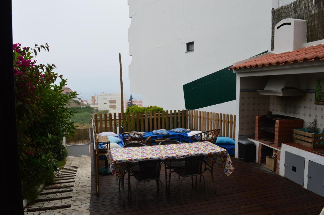 Ericeira Chill Hill Hostel & Private Rooms - Peach Garden Dış mekan fotoğraf
